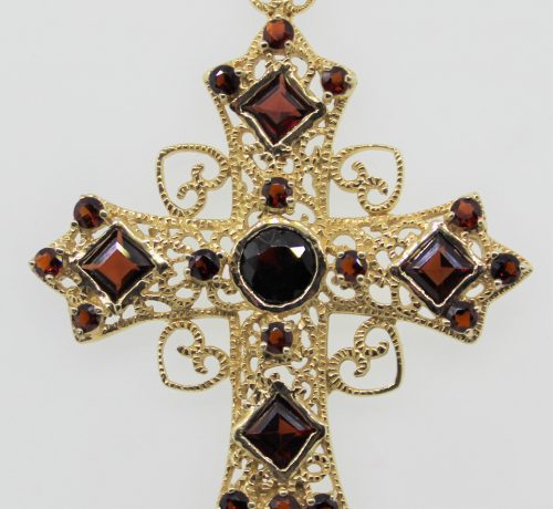 Anhänger aus 925/- Silber vergoldetes Kreuz mit Granate